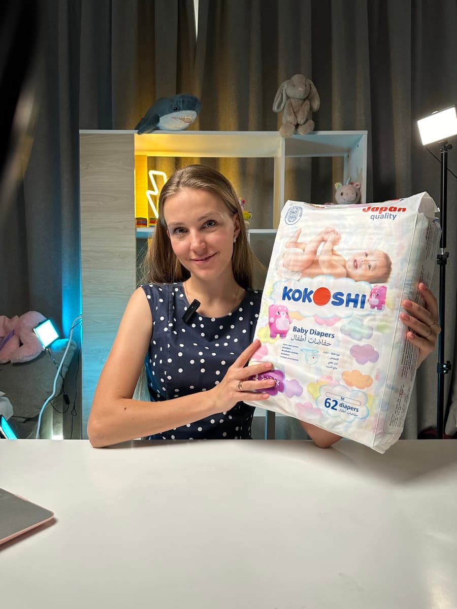 Maria presenting Kokoshi Baby Diapers — Japan quality